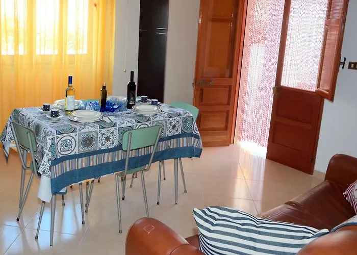 Maria Al Mare Semesterbostad