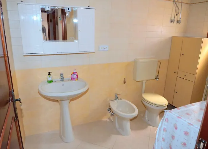 Maria Al Mare Semesterbostad *